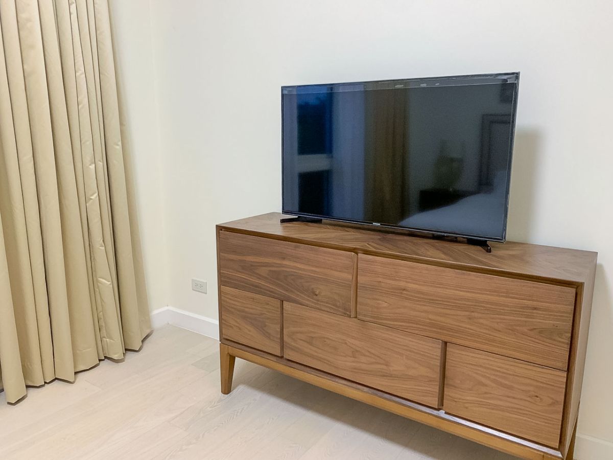 Brand New 2 Bedroom Condo for Rent in 32 Sanson09