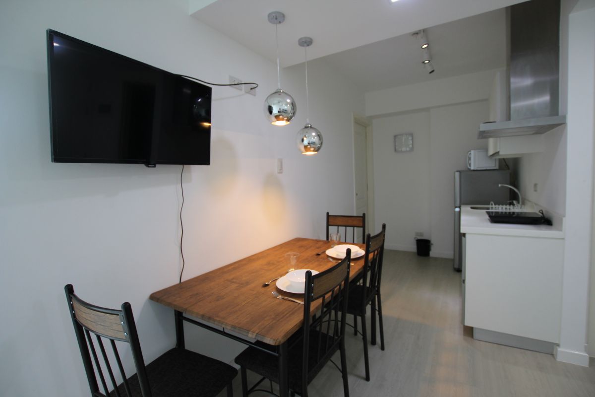 For Lease well maintained 2BR at Azure Residences in Bicutan Parañaque09