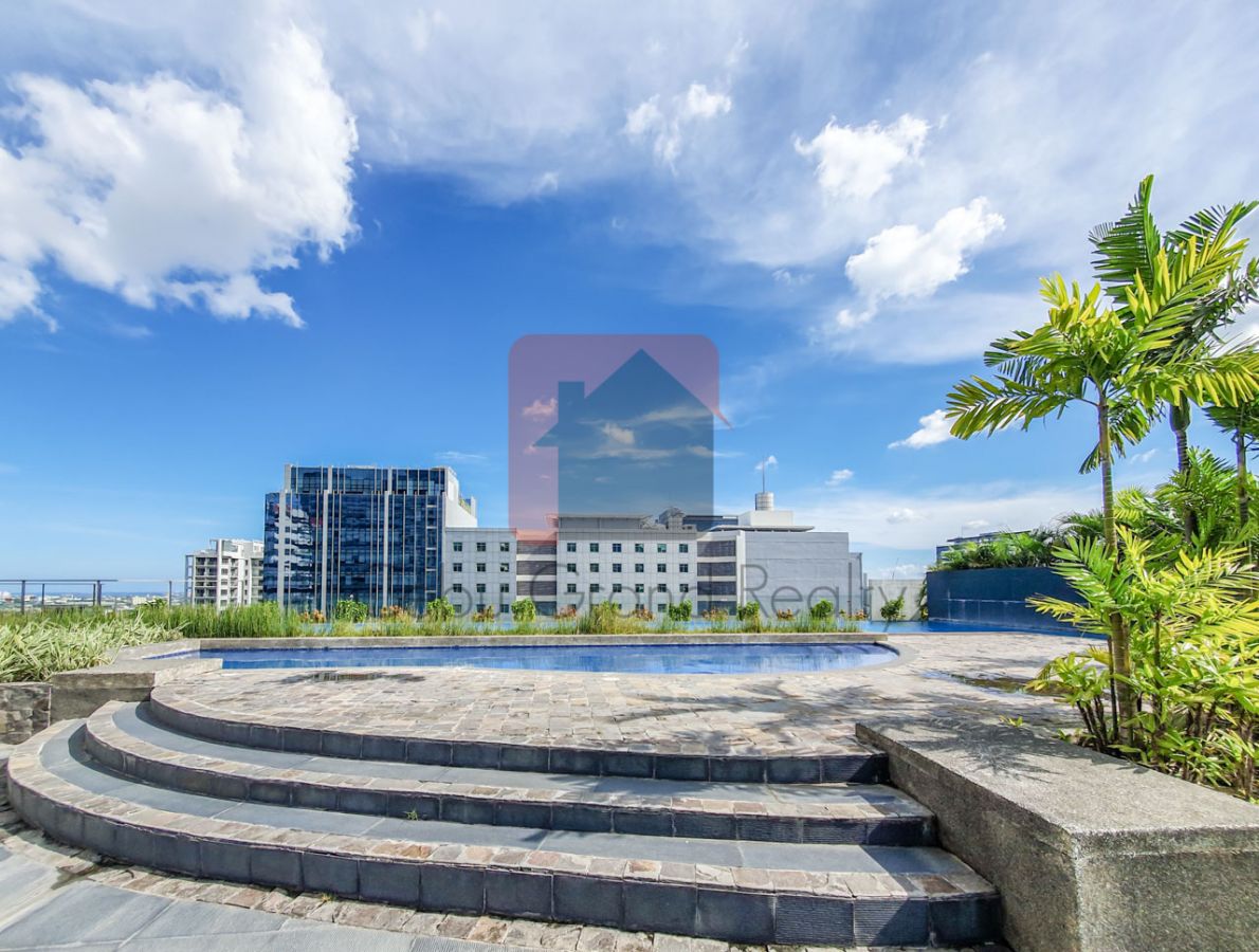 Spacious 2 Bedroom Condo for Rent in Calyx Center03