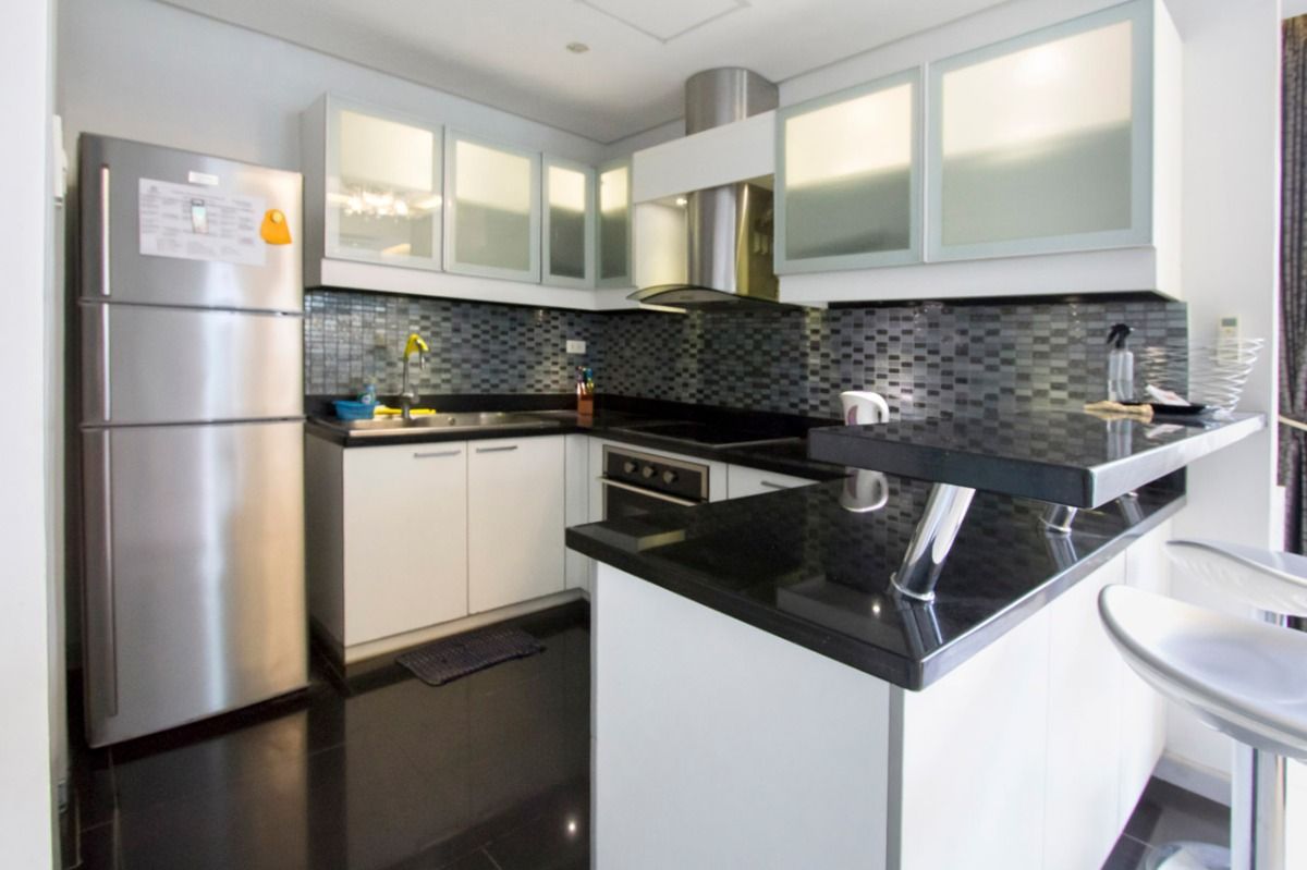 Modern 2 Bedroom Condo for Rent in Cebu IT Park05