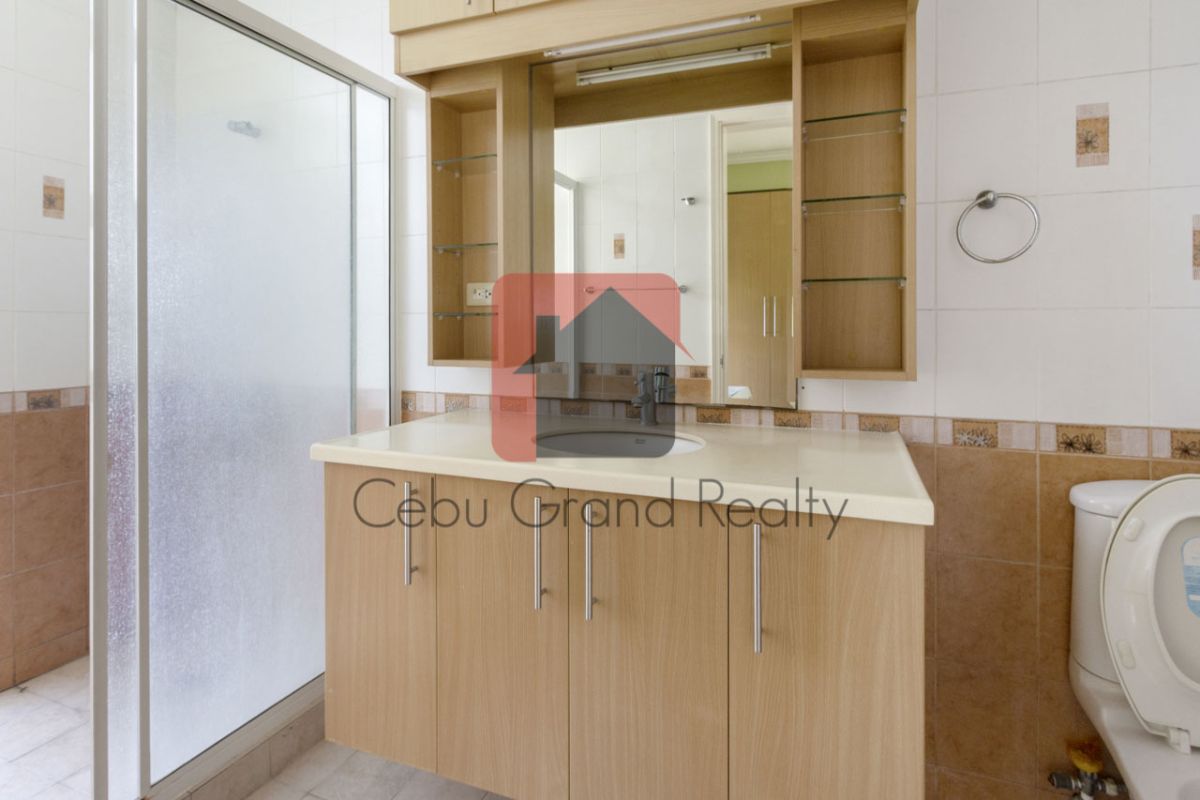 2 Bedroom Condo for Rent in Citylights Garden06