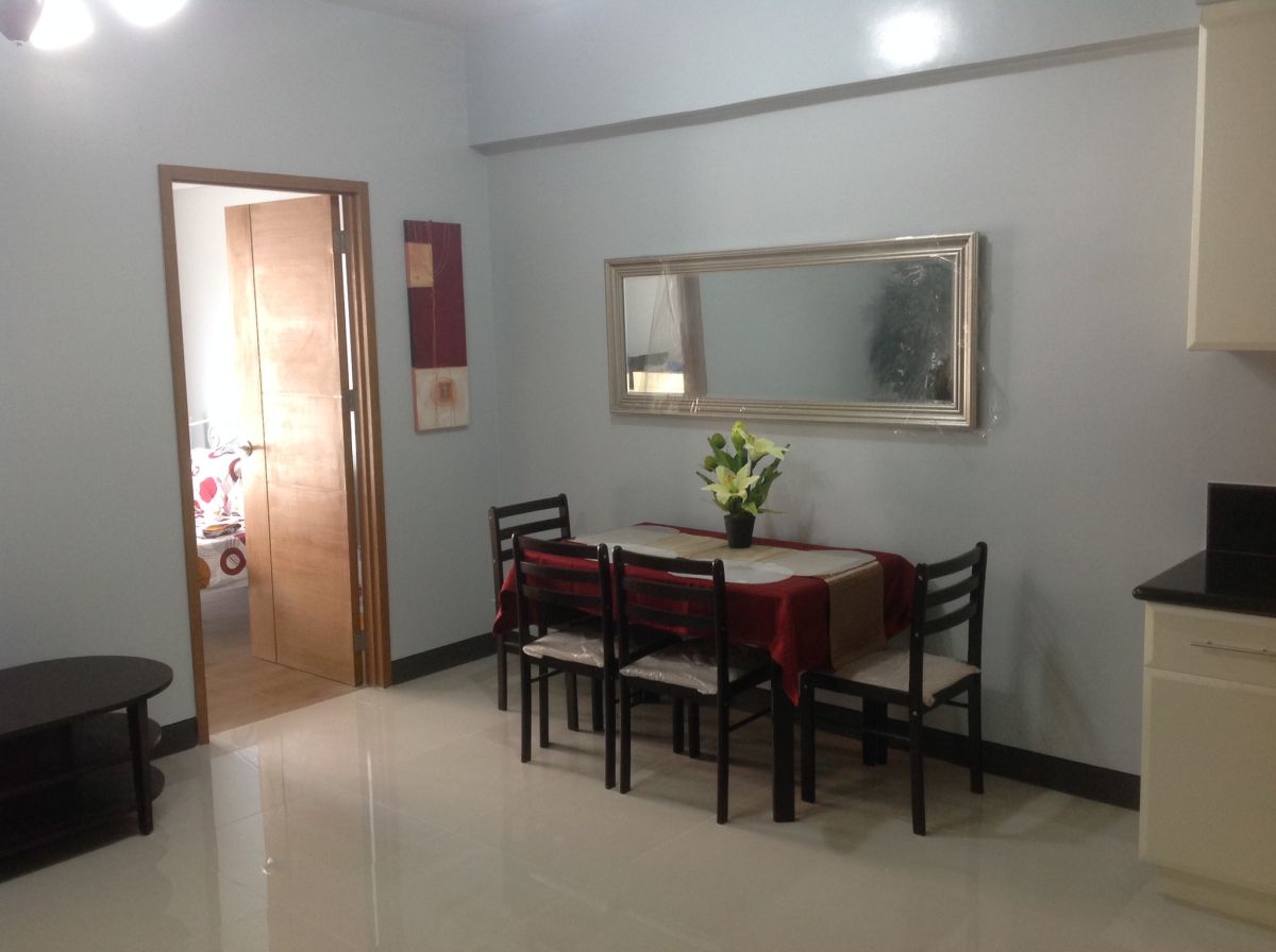 For Rent Furnished One Bedroom Condo in Morgan Suites McKinley Hill Taguig BGC08
