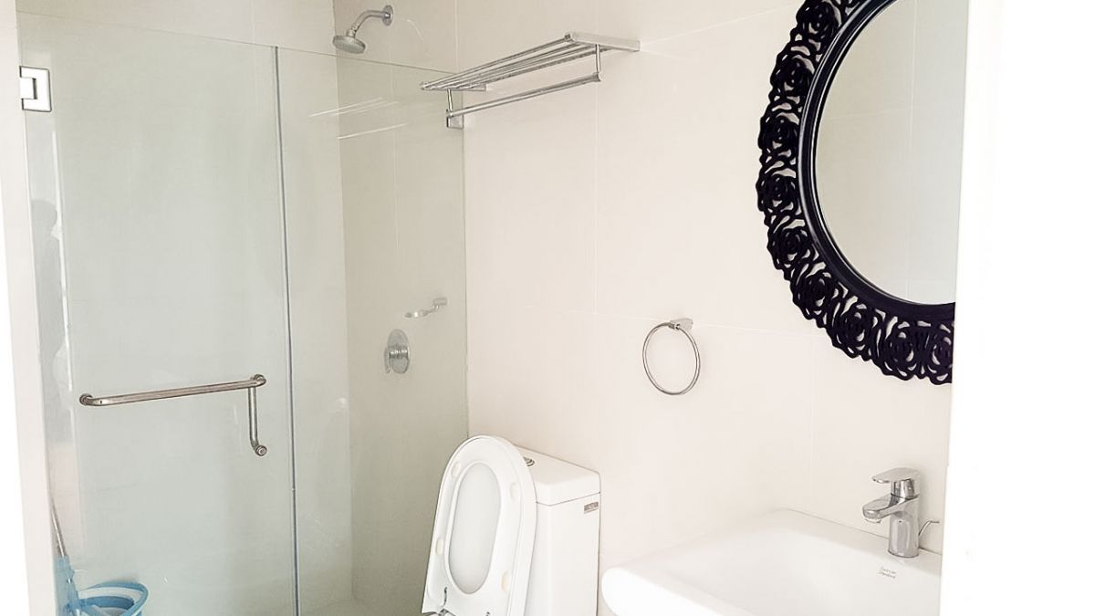 Furnished 1 Bedroom Condo for Rent in Cebu Business Park07