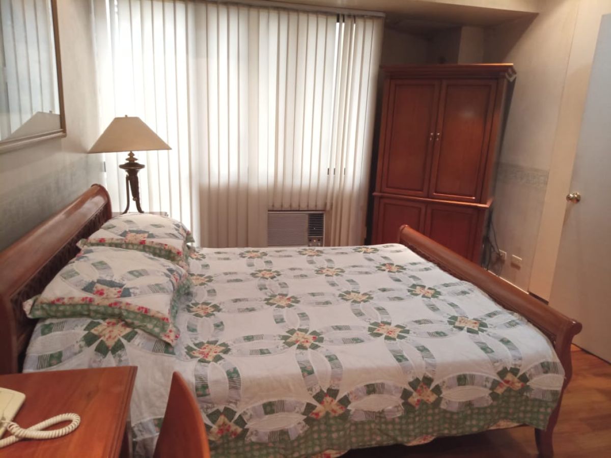 One bedroom unit in Prince Plaza 206