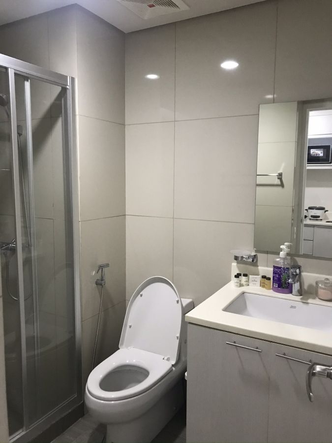 Fully Furnished Studio in across Shangri-la Plaza Mandaluyong02