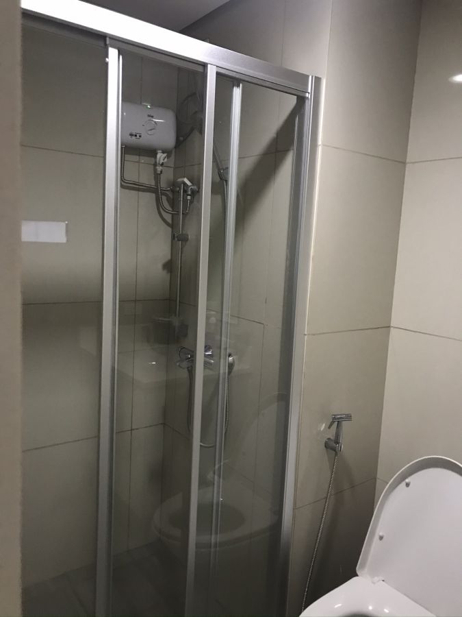 Fully Furnished Studio in across Shangri-la Plaza Mandaluyong03