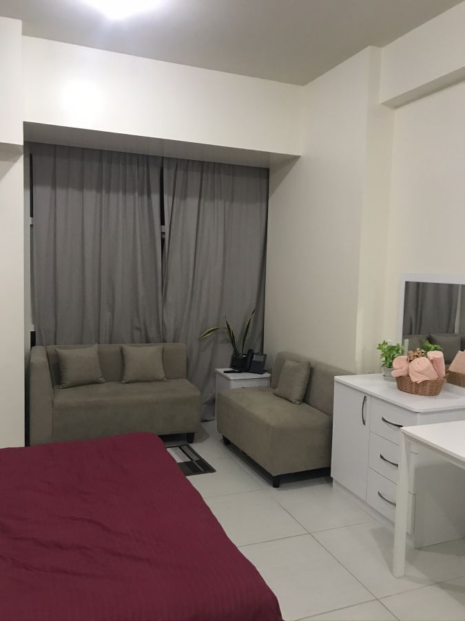 Fully Furnished Studio in across Shangri-la Plaza Mandaluyong06
