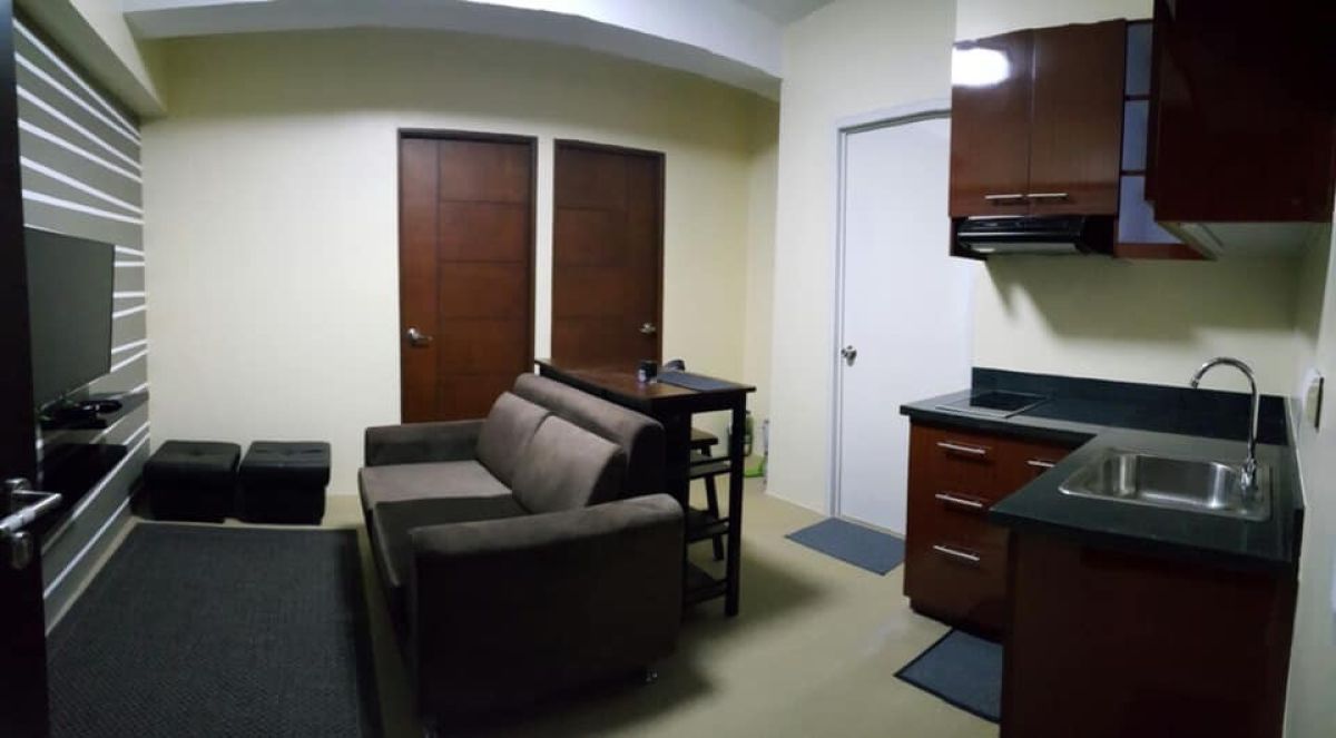 2 Bedroom BGC near st. lukes04