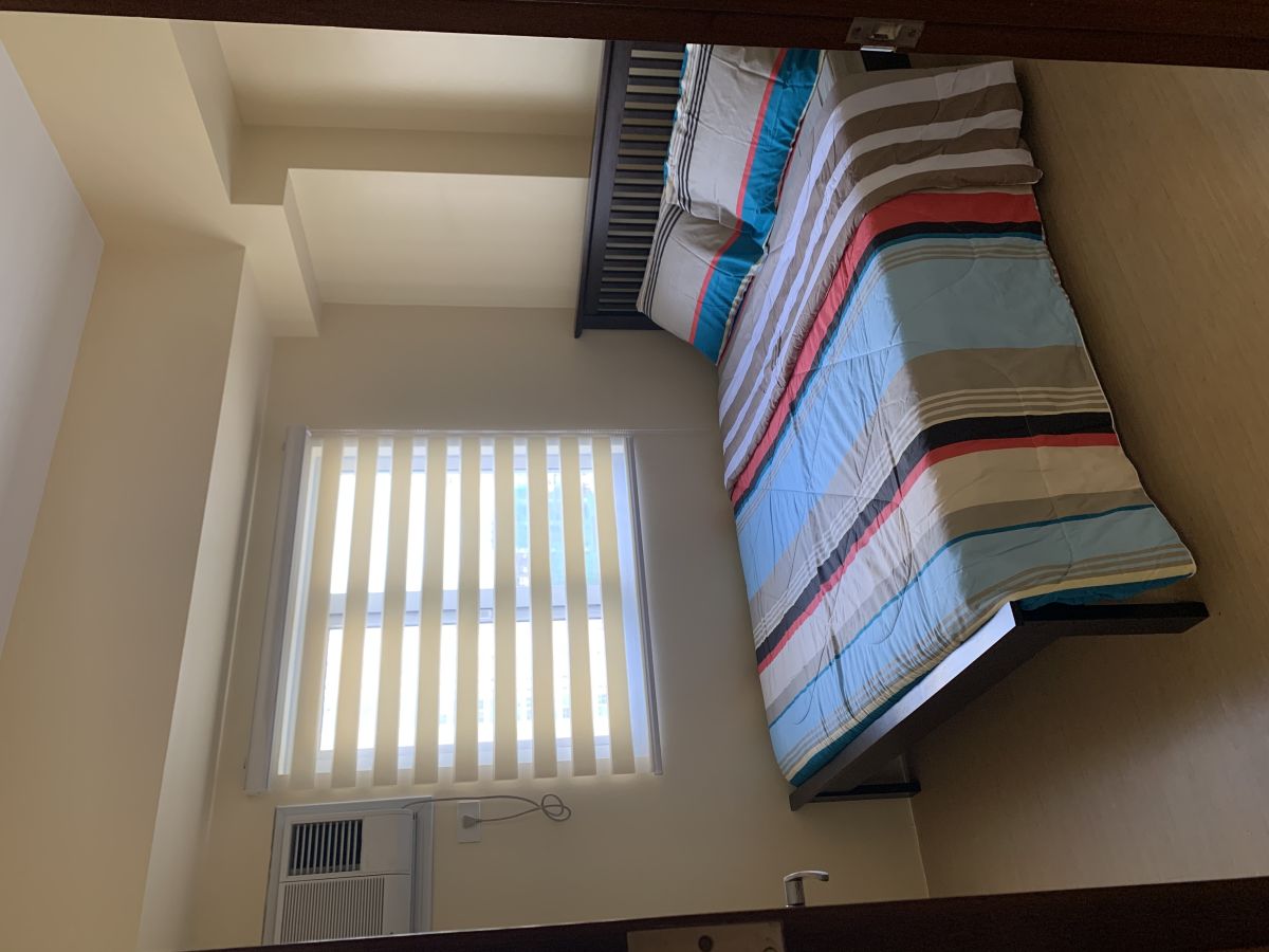 2 Bedroom BGC near st. lukes09
