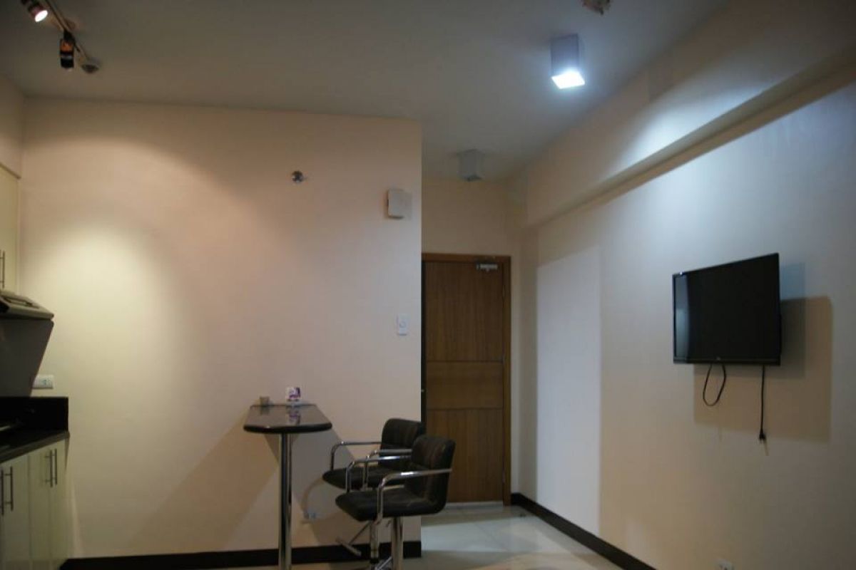 For Rent Studio Furnished Condo in Morgan Suites McKinley Hill Taguig BGC03