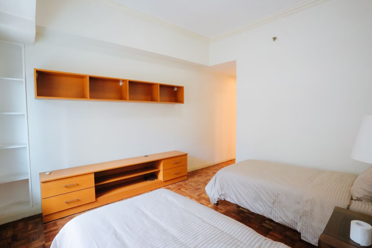 "Two bedroom unit in Frabella 1, fully furnished, for rent"10
