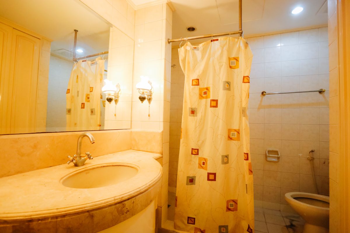 Two bedroom with balcony unit in Frabella 1 for rent10