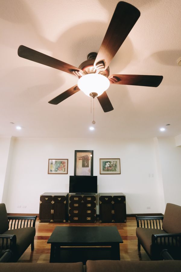 Fully Furnished 3 bedroom unit in Pacific Plaza Ayala02