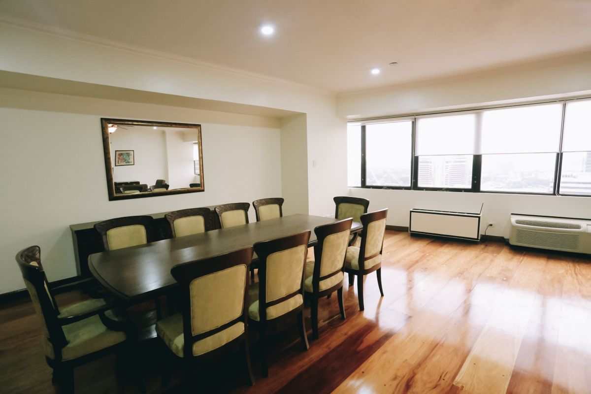 Fully Furnished 3 bedroom unit in Pacific Plaza Ayala04