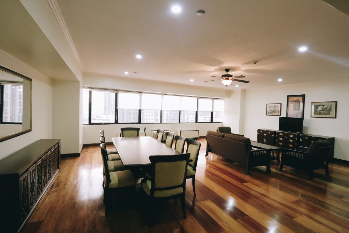 Fully Furnished 3 bedroom unit in Pacific Plaza Ayala06