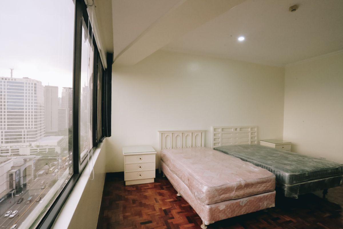 Fully Furnished 3 bedroom unit in Pacific Plaza Ayala10