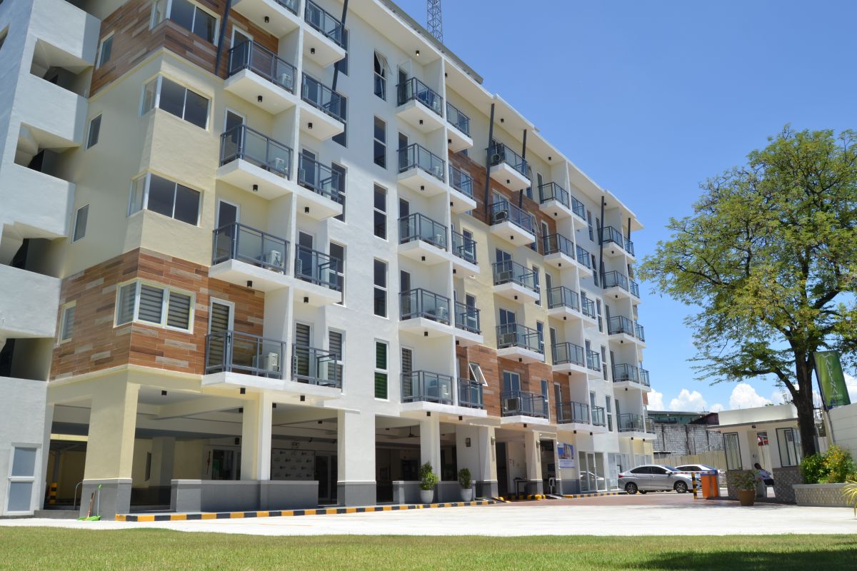 1 Bedroom Condo For Rent At The Alpina Heights Condominium03
