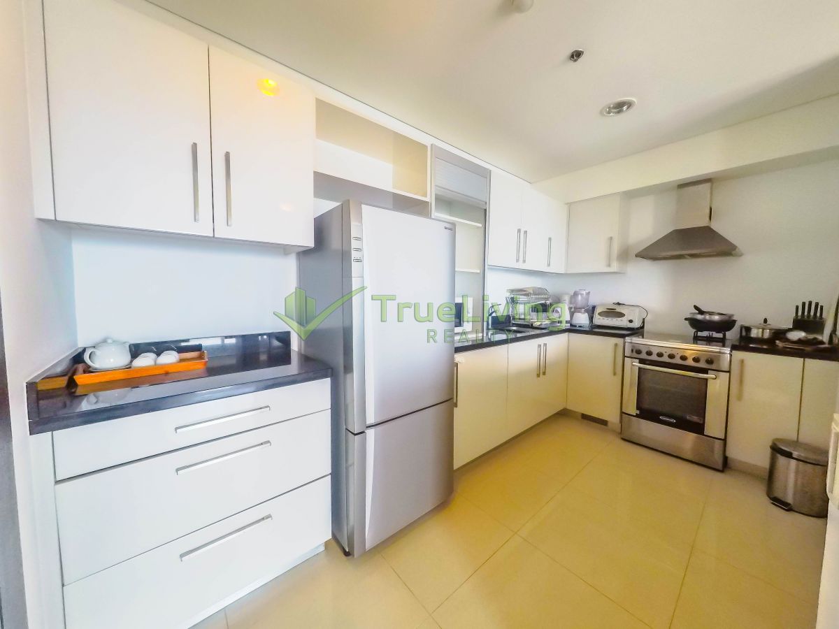 "Fully Furnished 2BR Unit in The Residences at Greenbelt, Makati"08
