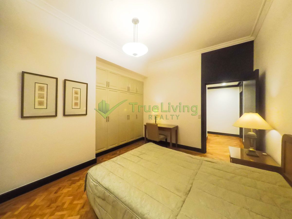 "Spacious Fully Furnished 2BR Condo For Rent in Tiffany Place, Makati"04