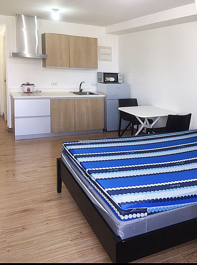 Studio Condo for Rent in Grand Soho Makati02
