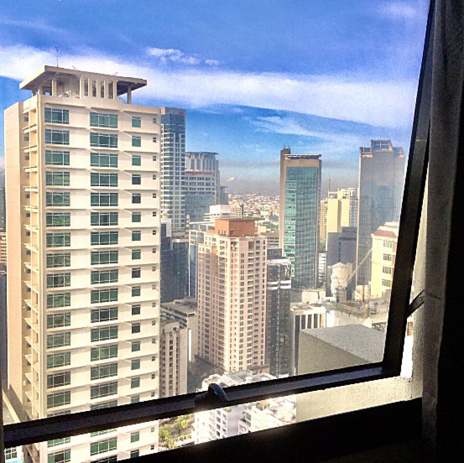 Studio Condo for Rent in Grand Soho Makati03