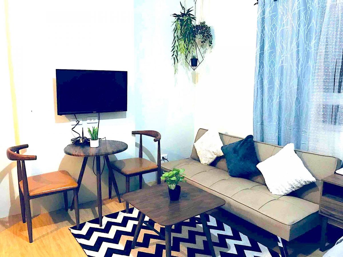 Beautiful Studio with Swimming Pool and Gym near Cebu IT Park / JY Square05