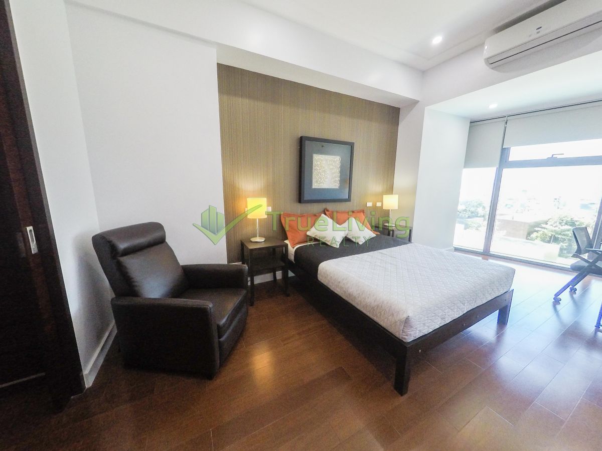 "Nicely furnished 2 Bedroom for Unit for Rent in Grand Hyatt Manila, BGC Taguig"03