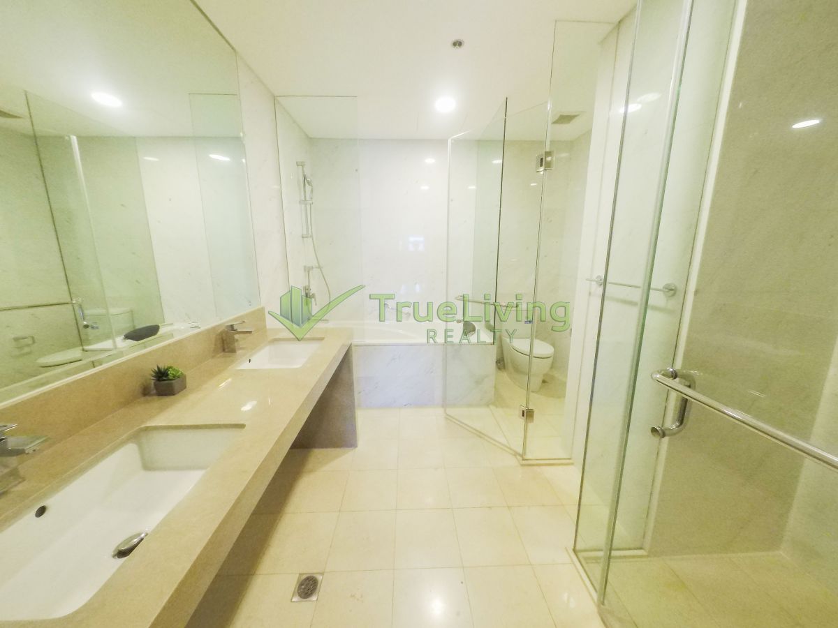 "Nicely furnished 2 Bedroom for Unit for Rent in Grand Hyatt Manila, BGC Taguig"05