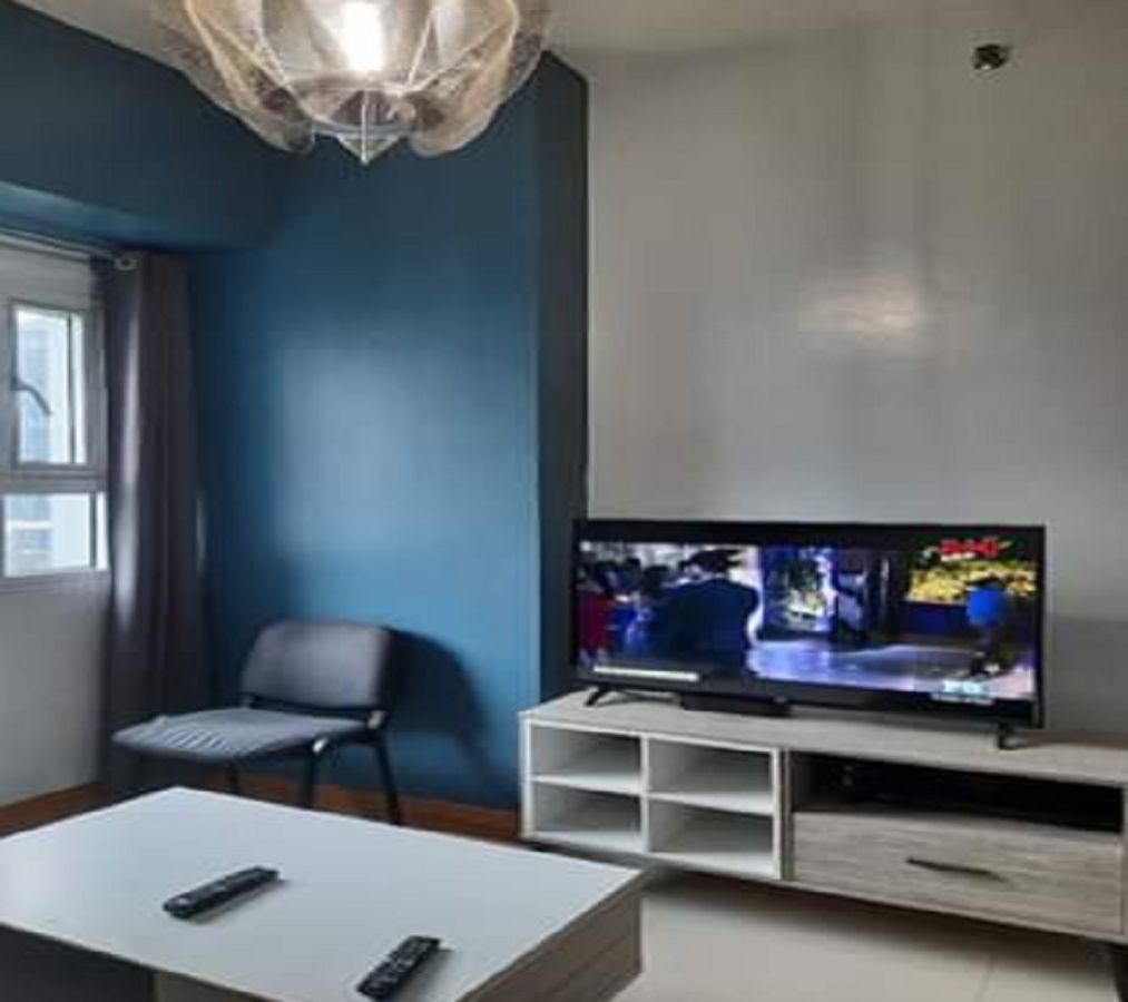 "Trion Tower 1, BGC, 38sqm, 1BR for P40k"02