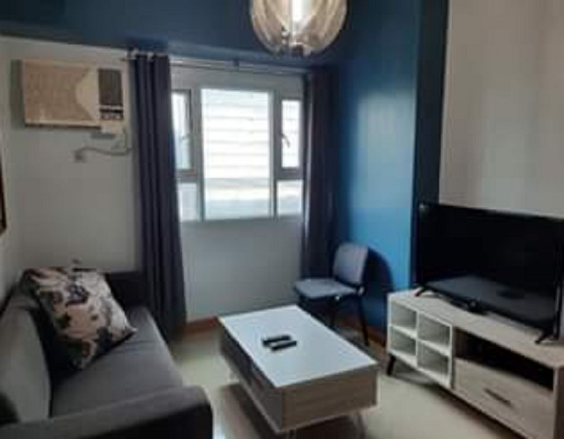 "Trion Tower 1, BGC, 38sqm, 1BR for P40k"03