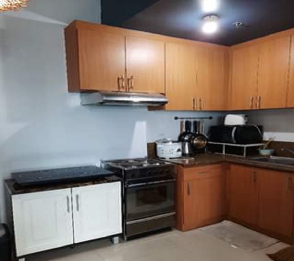 "Trion Tower 1, BGC, 38sqm, 1BR for P40k"07