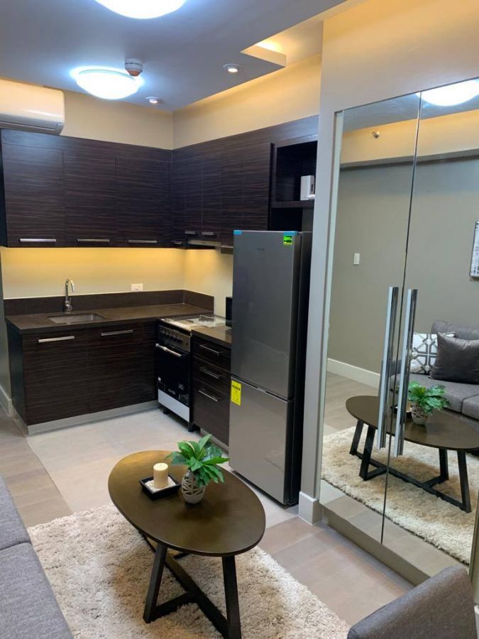 Lincoln Tower Studio Unit02