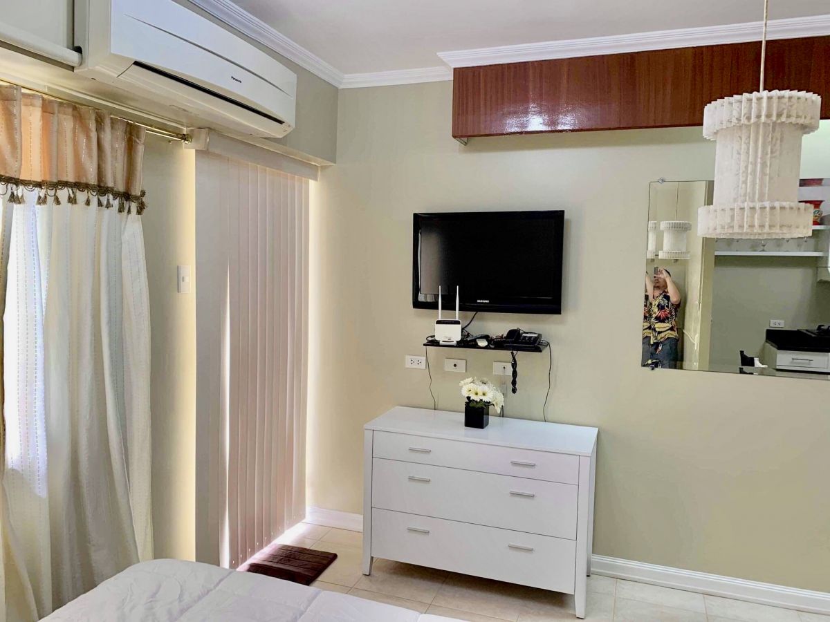 Fully furnished Condo unit for Rent in Guadalupe Cebu City04