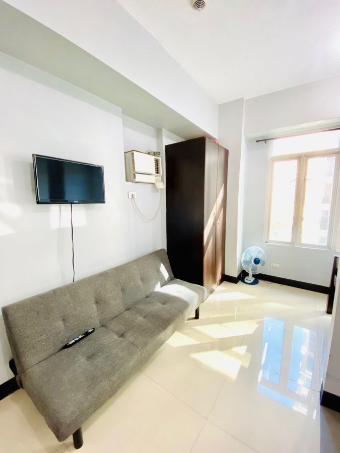 For Rent Furnished Studio Unit in Stamford McKinley Hill Taguig02