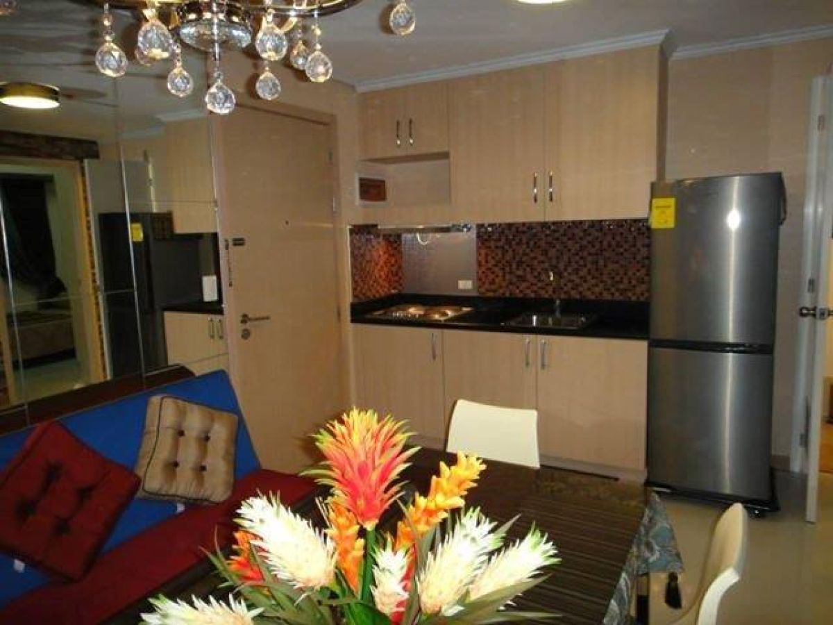2BR Corner Unit Fully Furnished at Light Residences04