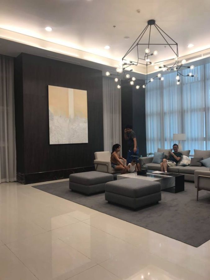 "Studio Unit Condo for Rent/Lease in Verve Residences High Street South, BGC"10