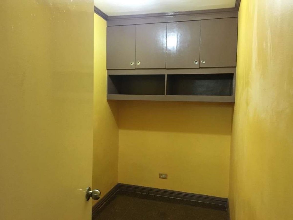 2 BR 62SQM Condo Skyway Twin Tower Condominium for Lease Ortigas Pasig09