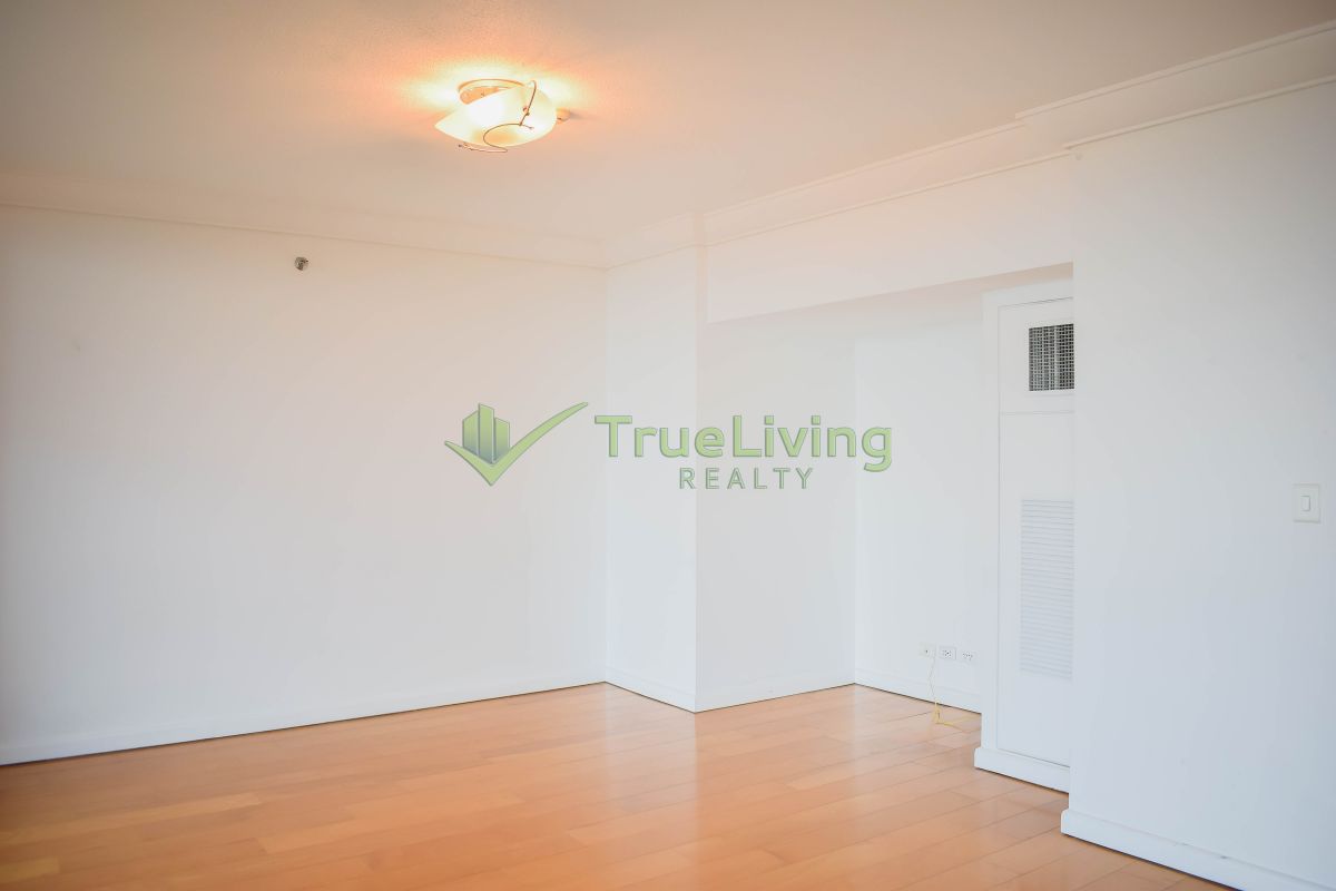 "Unfurnished 3-Bedroom Condo For Rent in Pacific Plaza Towers, BGC"06