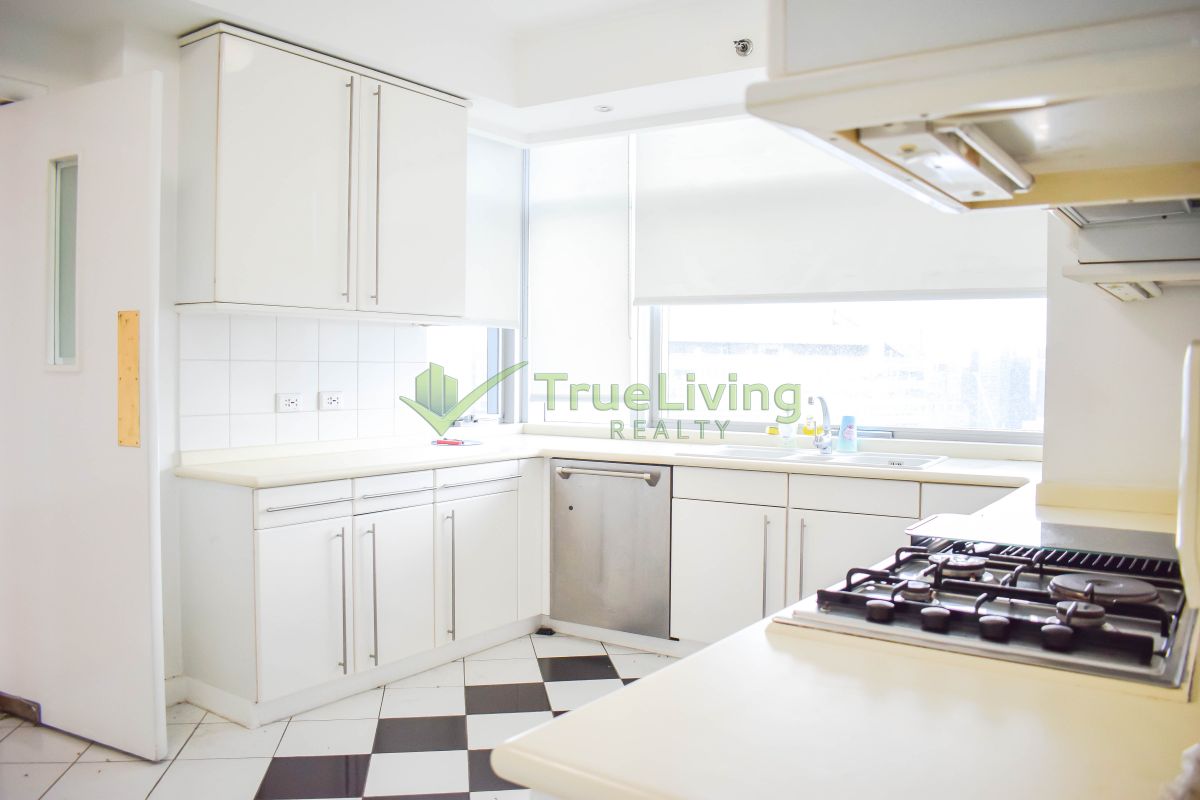 "Unfurnished 3-Bedroom Condo For Rent in Pacific Plaza Towers, BGC"08