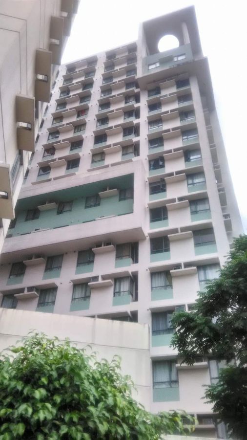 Beautiful 2 bedroom unit in Tropicana Garden City09