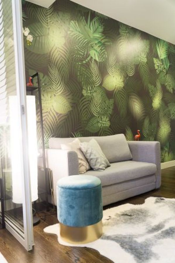 Fully Furnished Designed 1 bedroom Condo with Balcony03