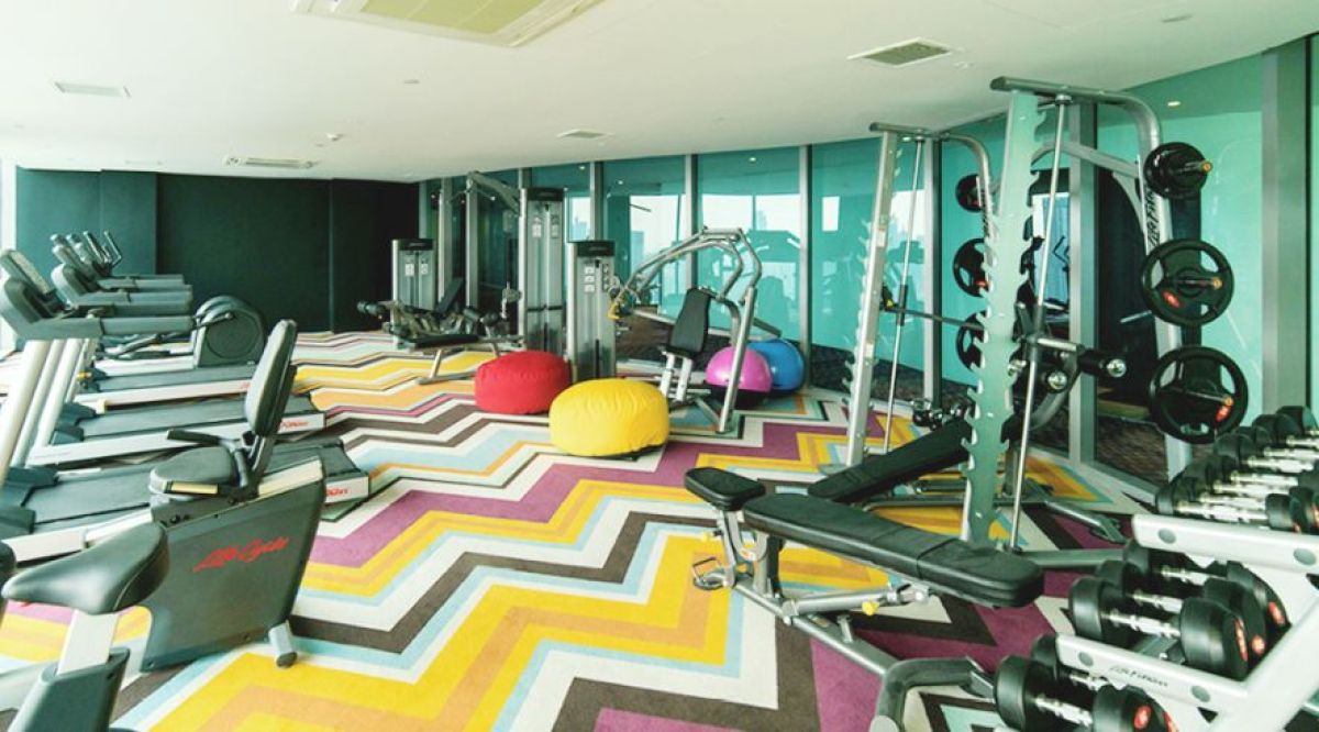 Fully Furnished Designed 1 bedroom Condo with Balcony08