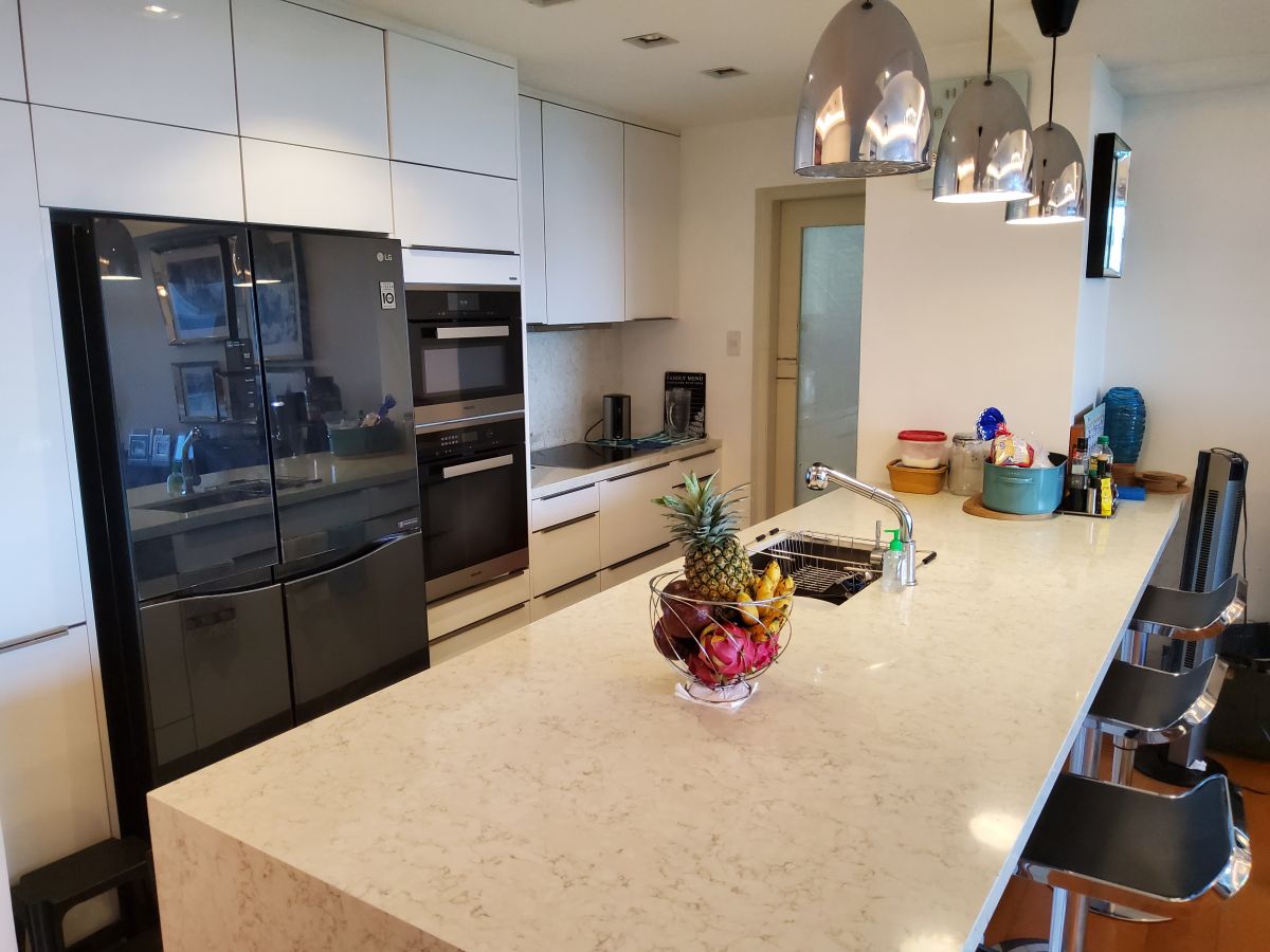 3 Bedroom 3 Bathroom Fully Furnished at The Beaufort BGC (1 Year Lease)04