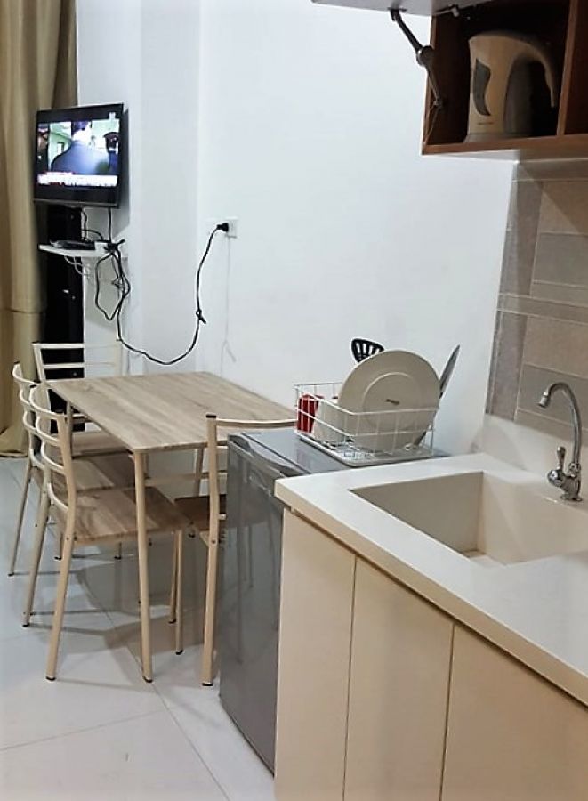 Serene Fully Furnished Condo Unit at Bloq Residences02