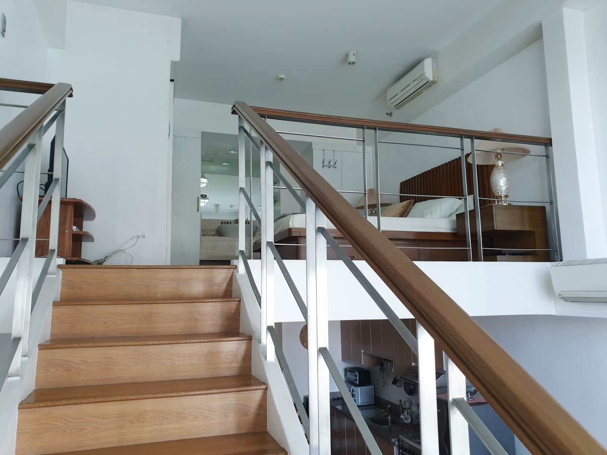 The St. Francis Shangri-La Place - 1 Bedroom Loft for rent05