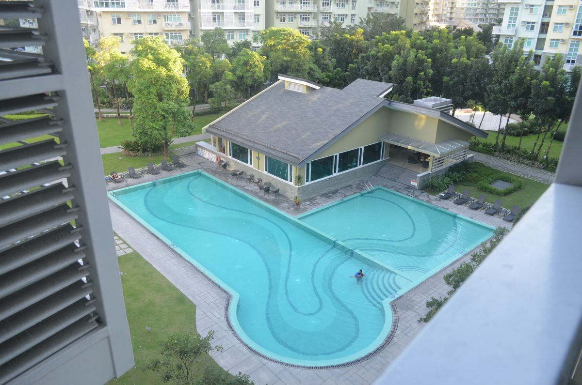 "For Rent Fully Furnished 1 Bedroom Unit at Serendra 2 Almond, BGC"06