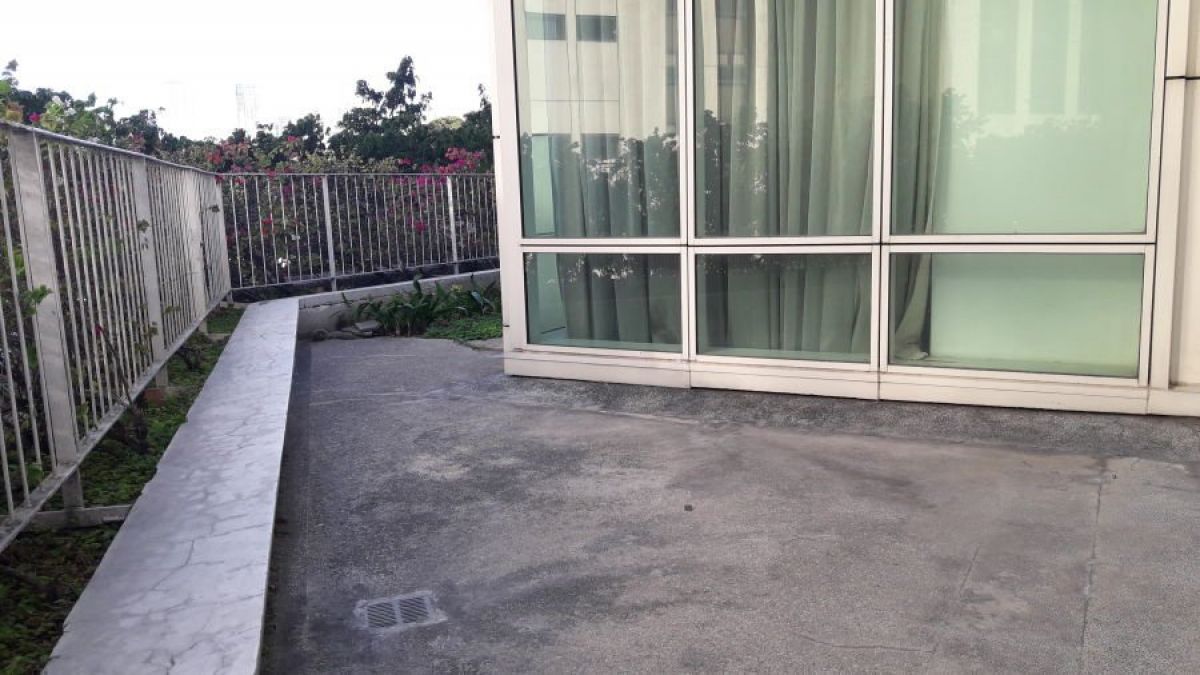 For Rent 3BR One Roxas Triangle.06