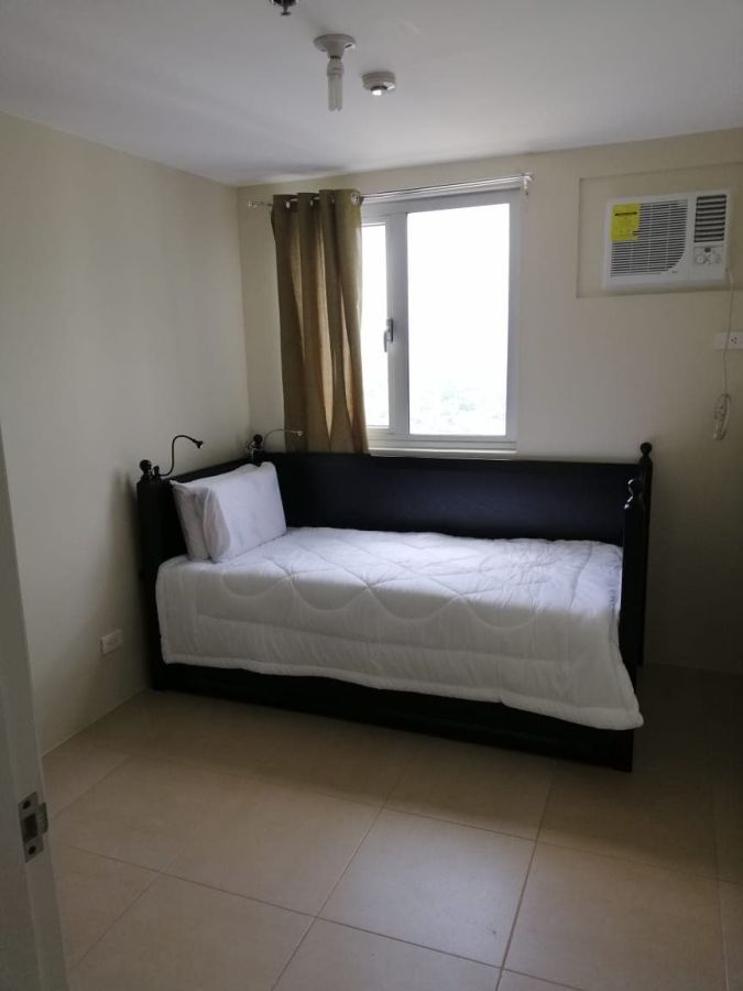 1 Bedroom for Rent at Avida Towers 34th Bonifacio Global City Taguig City04