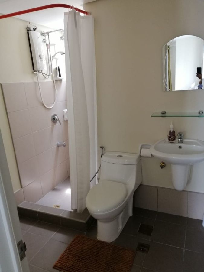 1 Bedroom for Rent at Avida Towers 34th Bonifacio Global City Taguig City06