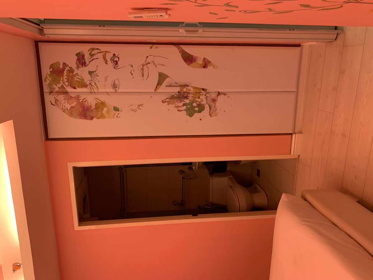 1 bedroom condominium05